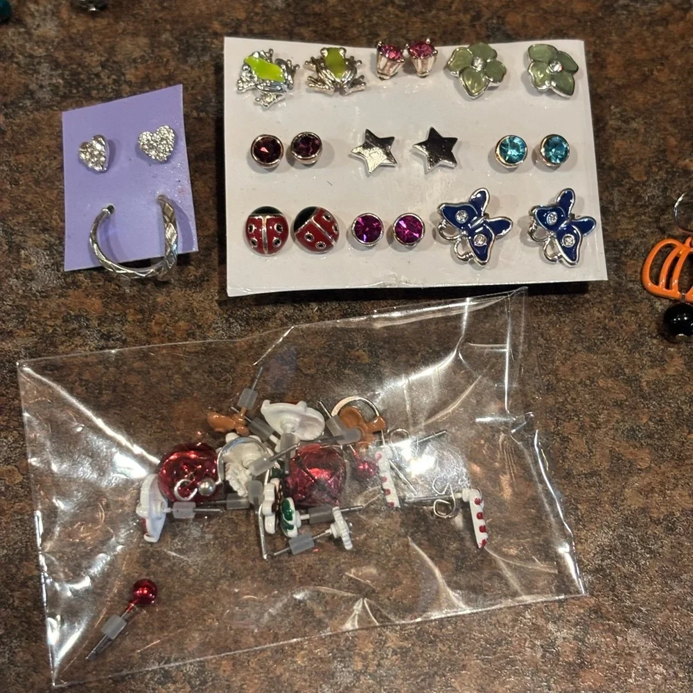 Colorful Earring Set bundle - Picture 8 of 9